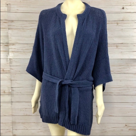 UGG Kennedy sweater, blue kimono wrap - Picture 4 of 7